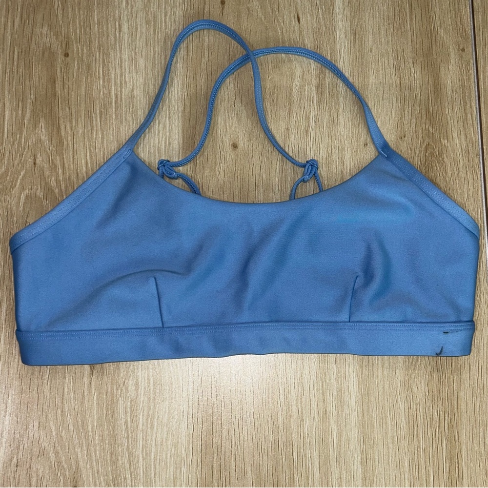 Alo yoga sports bra